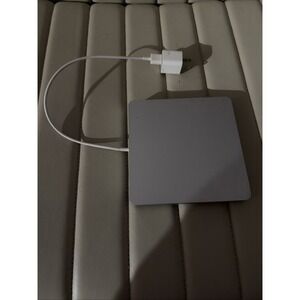 APPLE EXTERNAL OPTICAL USB SUPERDRIVE A1379 SILVER Un-tested